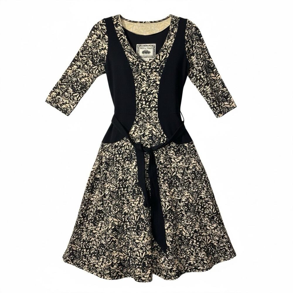 Effie's Heart S Black V neck 3/4 sleeve Jersey Retro Fit flare midi Dress